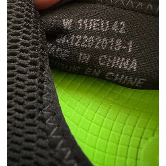 OOFOS OOmg Eezee Low Shoe Black Slip On Women's Size 11 Comfort Stretch Recovery - Picture 9 of 10